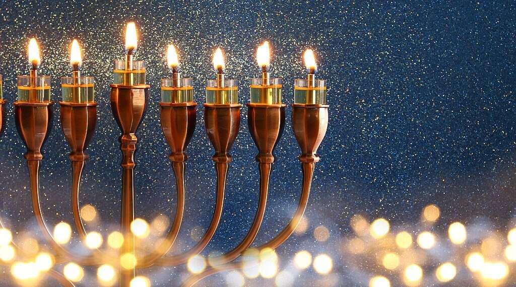 Out of COVID darkness, Jewish world to celebrate festival of lights with global event