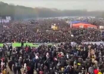 Tens of thousands take part in anti-regime protests in Iran