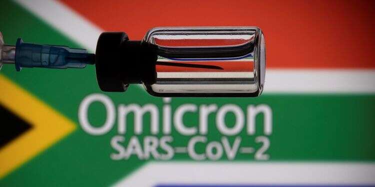 As gov't scrambles to contain Omicron strain, COVID chief says 'situation under control'