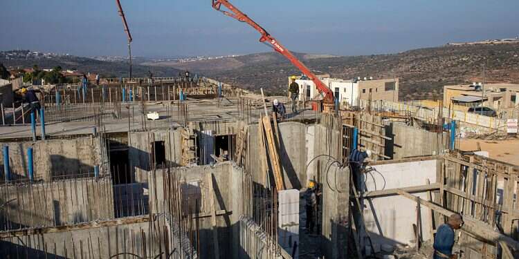 Israel authorizes over 1,000 Palestinian homes in Judea and Samaria