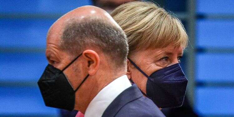 German Jews wary of new 'traffic light' government