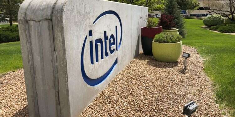 Tech giant Intel: Unvaccinated employees will be put on unpaid leave