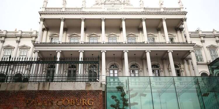 Iran issues angry response after Israel urges suspension of Vienna talks