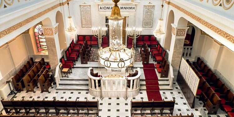 The Monastir Synagogue in Thessaloniki Russia returns archives of Greek Jewish communities looted by Nazis
