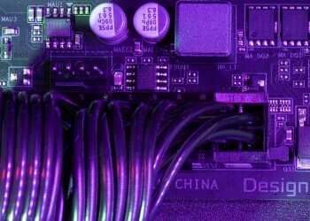 Israel eyes trial import of foreign tech workers amid shortage