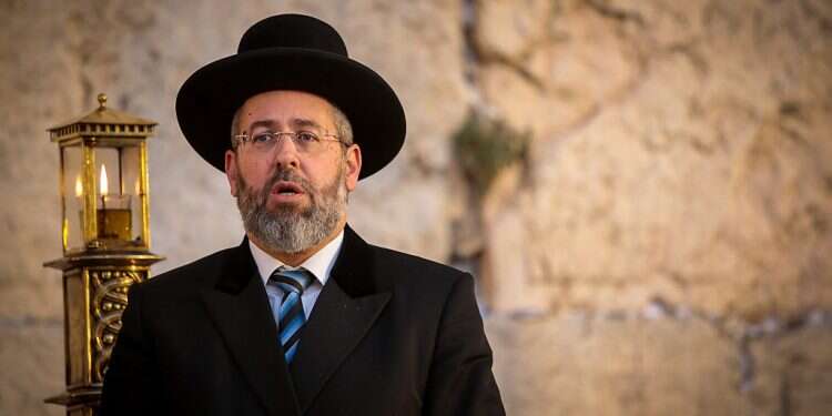 Ashkenazi Chief Rabbi David Lau Chief rabbi goes for 'nuclear option,' warns he won't approve new conversions