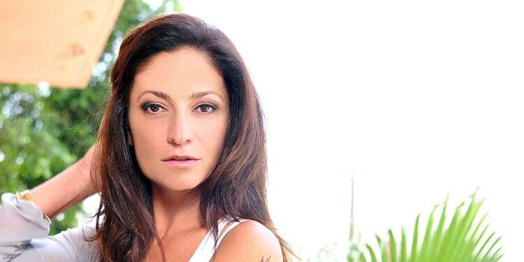 Actress slammed for 'showing solidarity' with unvaccinated Israelis