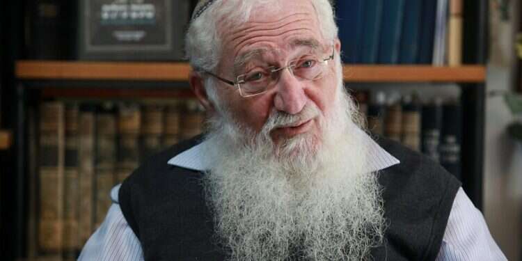 Former MK Rabbi Eliezer Waldman dies at 84
