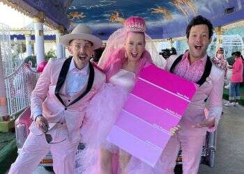 Woman marries color pink after 40-year 'courtship'