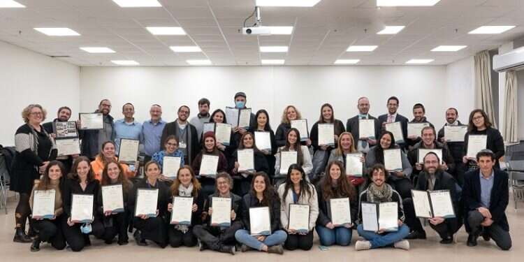 35 teachers from Central, S. America certified as 'Jewish educators in the Diaspora'
