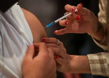 Government advisory panel recommends 4th COVID vaccine dose for all adults