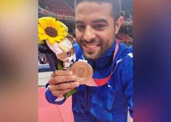 Israeli Olympic medalist returns Tokyo bronze after it begins peeling