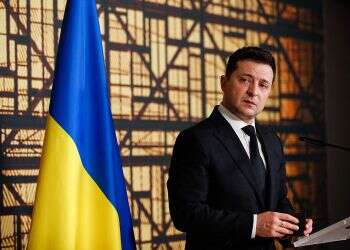 Ukrainian president urges calm, says situation 'under control'