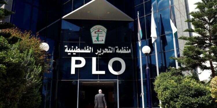 2 potential Abbas successors named to top PLO posts