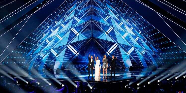 Should Israel submit only Hebrew-language songs for Eurovision?