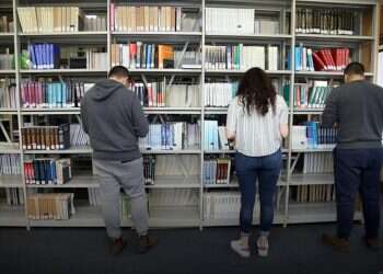 Israeli students abandoning Land of Israel studies