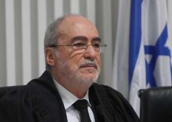 Retired Justice Asher Grunis to head state probe of submarine affair