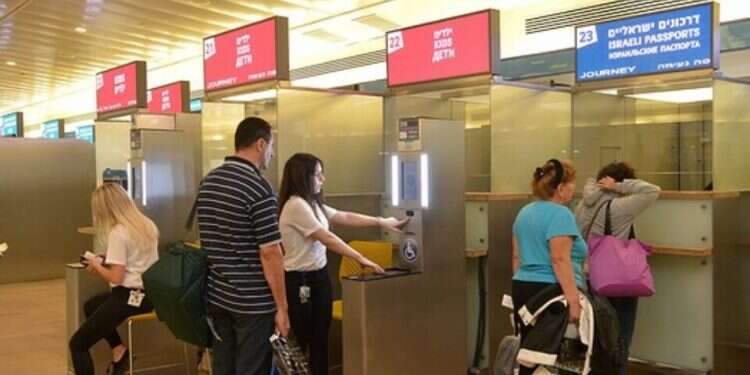 Will wave of terror attacks keep tourists away from Israel?