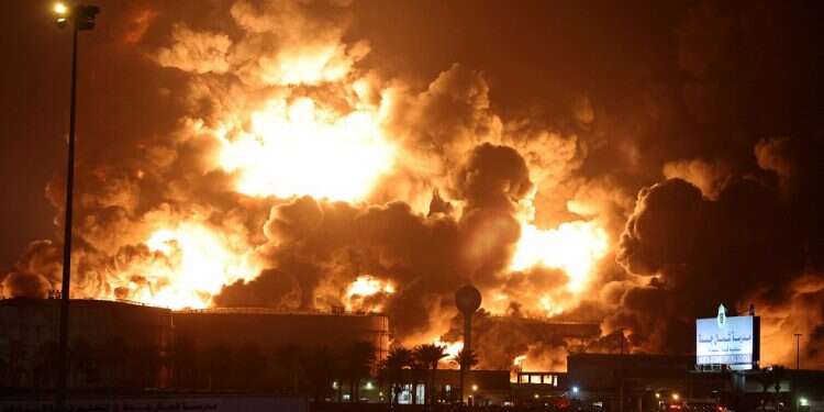 PM Bennett comes out in support of Saudi Arabia following Houthi attack