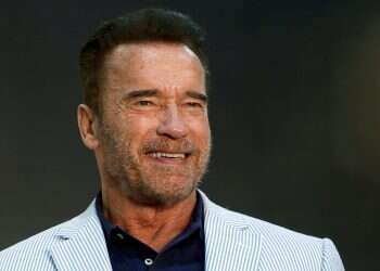 Schwarzenegger to Russian troops: Don't repeat mistakes my father made in Nazi army