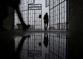 Slovakia parliament condemns deportation of Jews in WWII