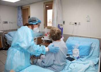 New Israeli COVID drug offered to patients at Ziv Medical Center
