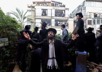 Hundreds of thousands attend funeral of Haredi sage Rabbi Chaim Kanievsky
