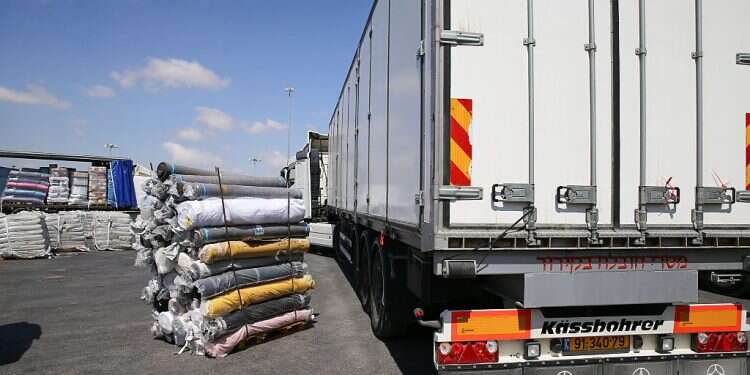 Following IDF effort, Gazan exports of textiles grows by 55%