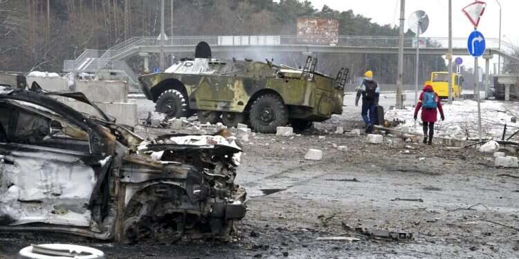 Ukraine says Russians trying to lay siege to Kyiv, Kharkiv