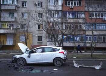 'The Russians don't want to occupy Mariupol, they want to destroy it'