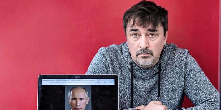 'Unless Russia changes course, the country will cease to exist soon'