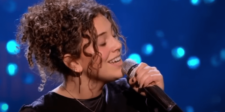 Danielle Finn in 'American Idol' Modern Orthodox high school student makes top 24 contestants in 'American Idol'