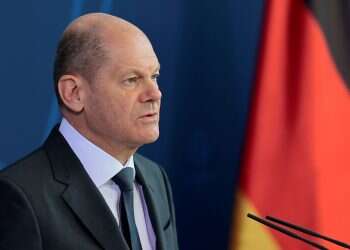 Germany, Ukraine discussing NATO-like guarantees