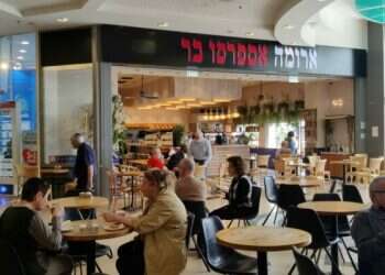 Coffee chain apologizes after man drinks degreaser, hospitalized in serious condition