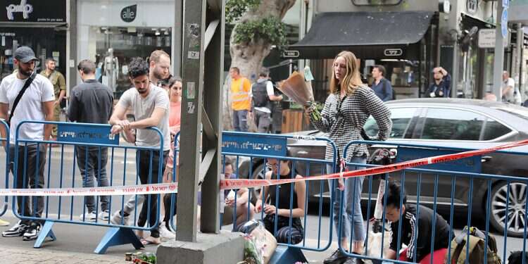 Father of Dizengoff St. terrorist demands son's body back