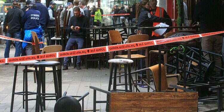 2 terror attacks in Tel Aviv, 6 years apart