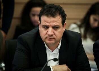 Odeh is hurting the very people he is meant to represent