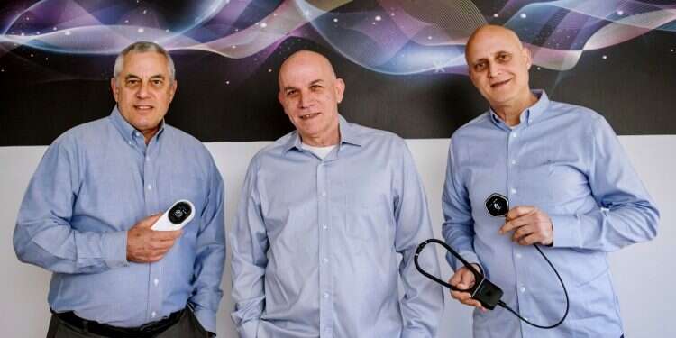 Israeli startup's AI-ready stethoscope wins FDA clearance