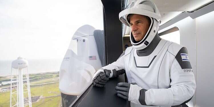 Israel's 2nd astronaut back on Earth after 17 days in space