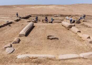 Egyptian archaeologists excavate temple for Zeus destroyed by ancient earthquake