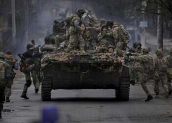 Moskva cruiser sinks due to fire, Russia says day after attack