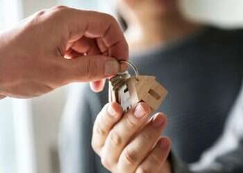 Half of apartment purchases made by high-tech employees