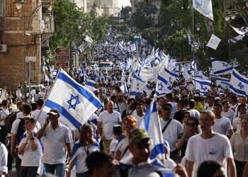 Livid over flag march, Palestinians assert 'sovereignty' in Jerusalem