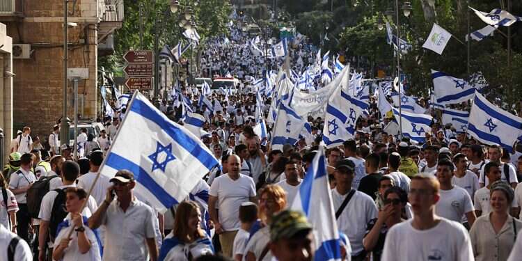 Livid over flag march, Palestinians assert 'sovereignty' in Jerusalem