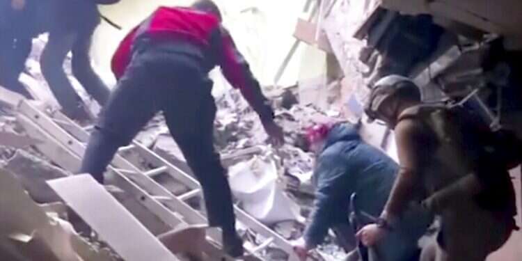 Russia unleashes rockets after Mariupol ceasefire