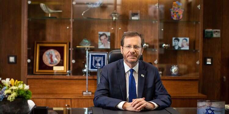 'Countries in the region need to get on Abraham Accords bandwagon'