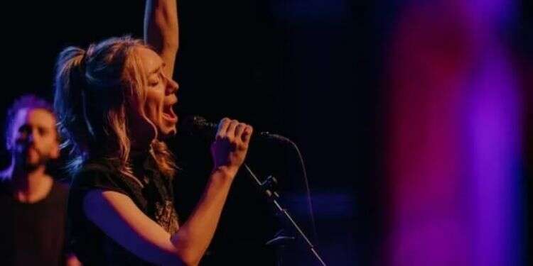 Ukrainian singer performs in Israel to raise funds for MDA relief efforts