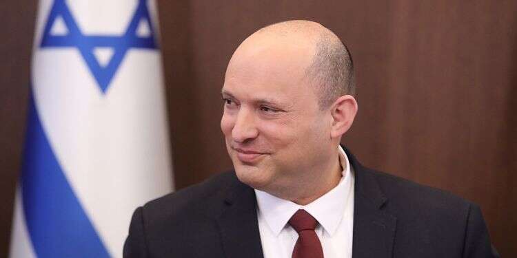 Coalition weathers 2 no-confidence votes as Knesset reconvenes