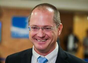 Agriculture minister visits 'smart villages' in Azerbaijan built with Israeli technology