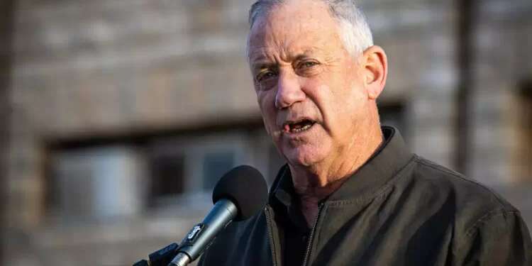 In future, Israel will be 'between Gedera and Hadera,' defense minister warns